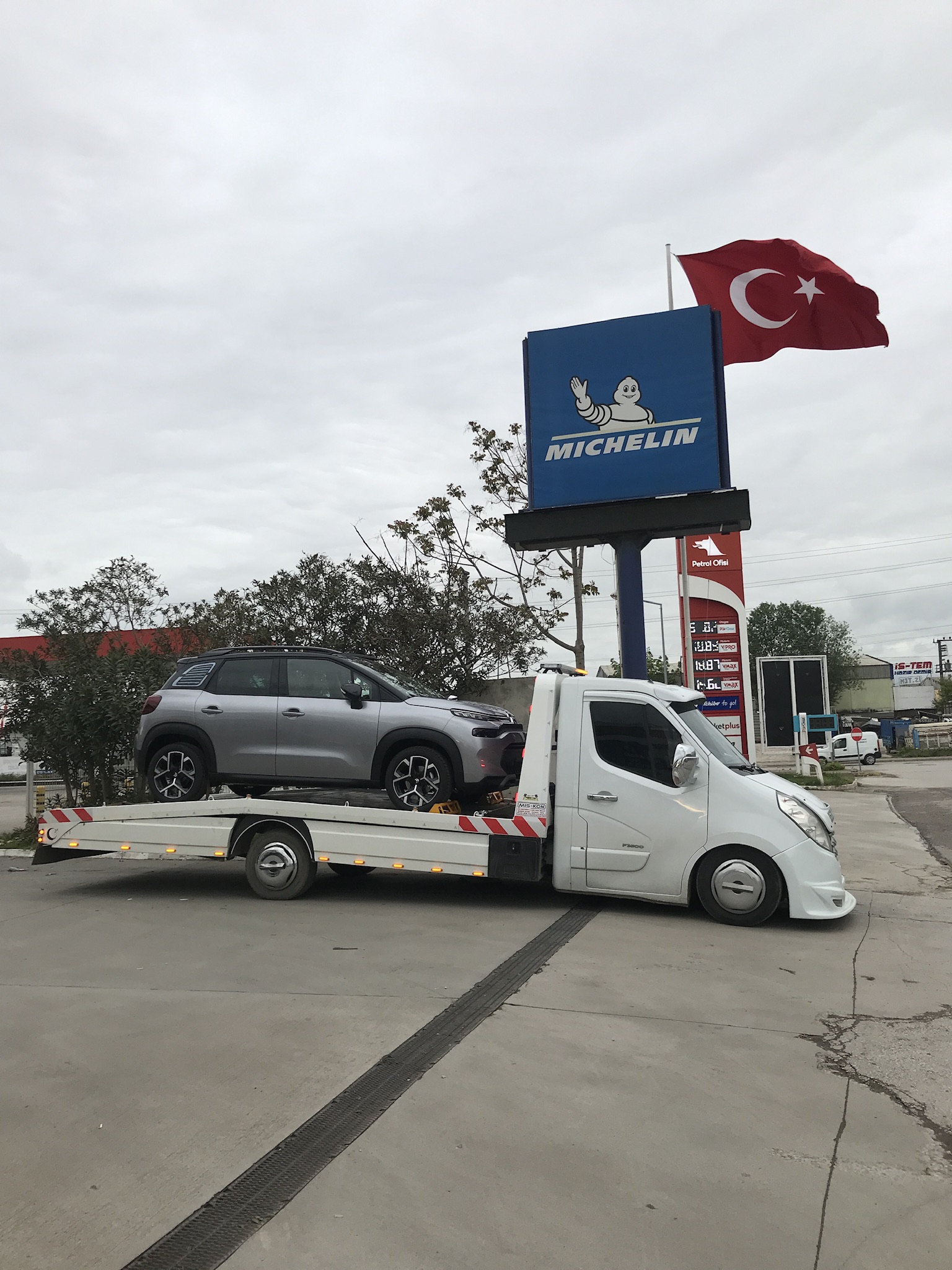 Kocaeli İzmit Çekici Kurtarıcı